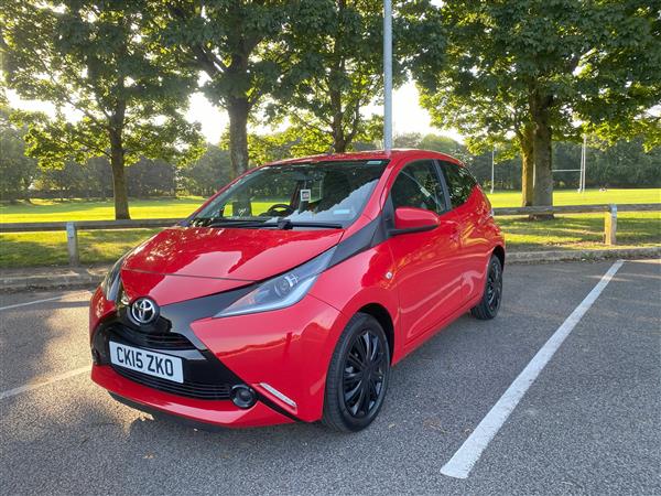 Toyota Aygo 1.0 VVT- x play Toyota Aygo 1.0 VVT- x play